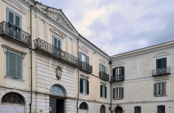 فندق Il Palazzotto إيسيرنيا المظهر الخارجي الصورة