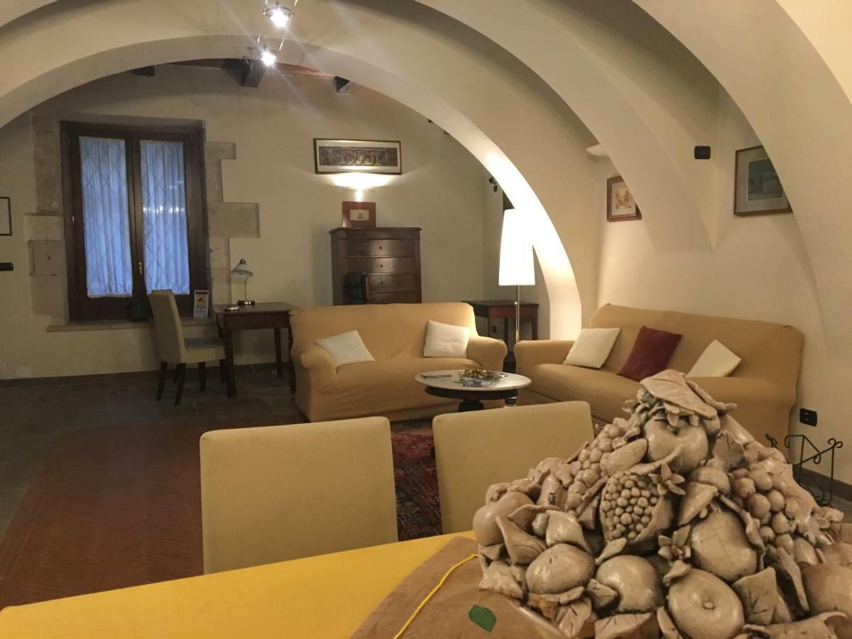 فندق Il Palazzotto إيسيرنيا المظهر الخارجي الصورة